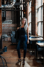 Load image into Gallery viewer, Solina