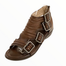 Load image into Gallery viewer, Hug