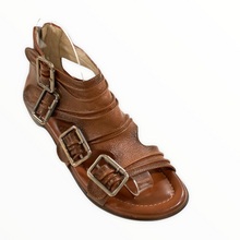 Load image into Gallery viewer, Hug