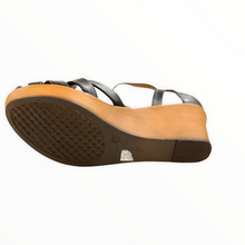 Load image into Gallery viewer, Mary