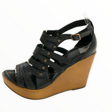 Load image into Gallery viewer, Jet Setter