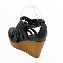 Load image into Gallery viewer, Jet Setter