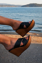 Load image into Gallery viewer, Paula