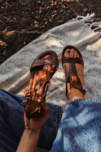 Load image into Gallery viewer, Sole