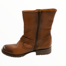 Load image into Gallery viewer, Must Have Boot