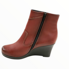 Load image into Gallery viewer, Sister