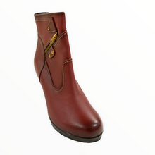 Load image into Gallery viewer, Sister