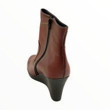 Load image into Gallery viewer, Sister